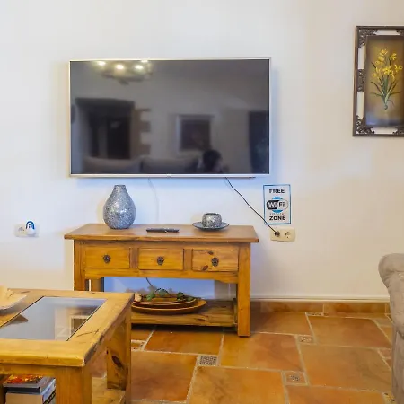 Cubo´s Finca Miguel Bolaño *